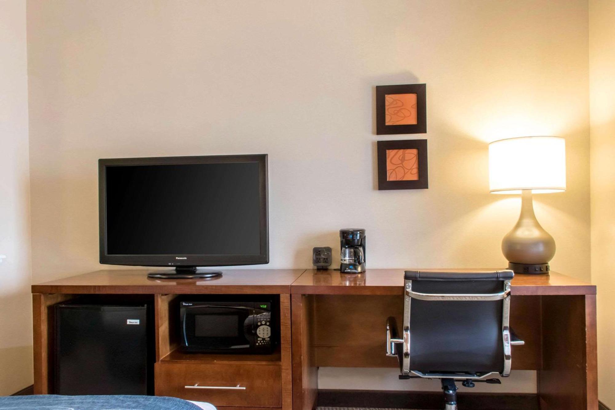 Comfort Suites Scranton Near Montage Mountain Экстерьер фото